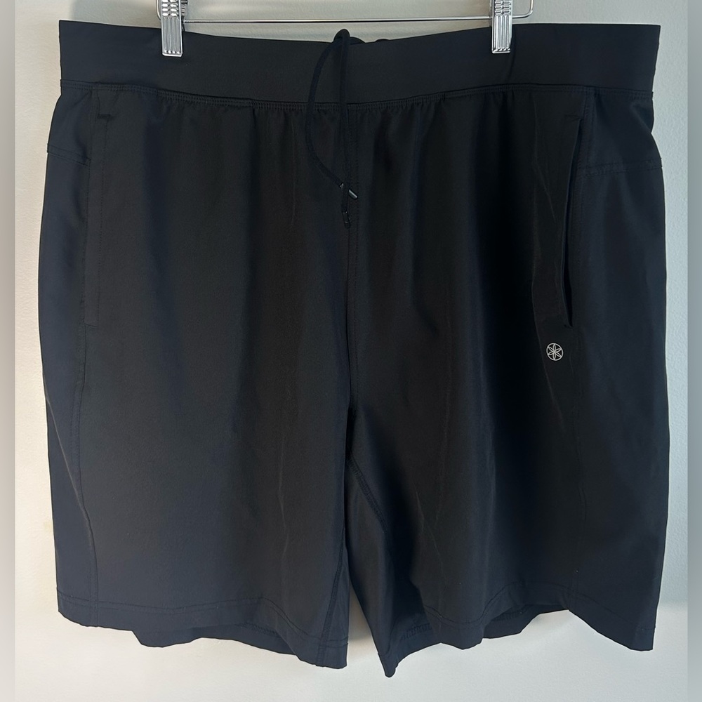 Gaiam Men’s Athletic Shorts Black Size XXL Stretch Comfort Gym Running EUC